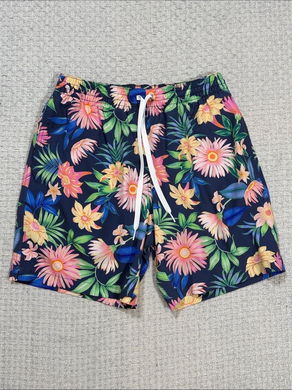 Mens Chubbies The Big Bloomers 7” Navy Floral Pocket Swim Trunks Shorts Medium